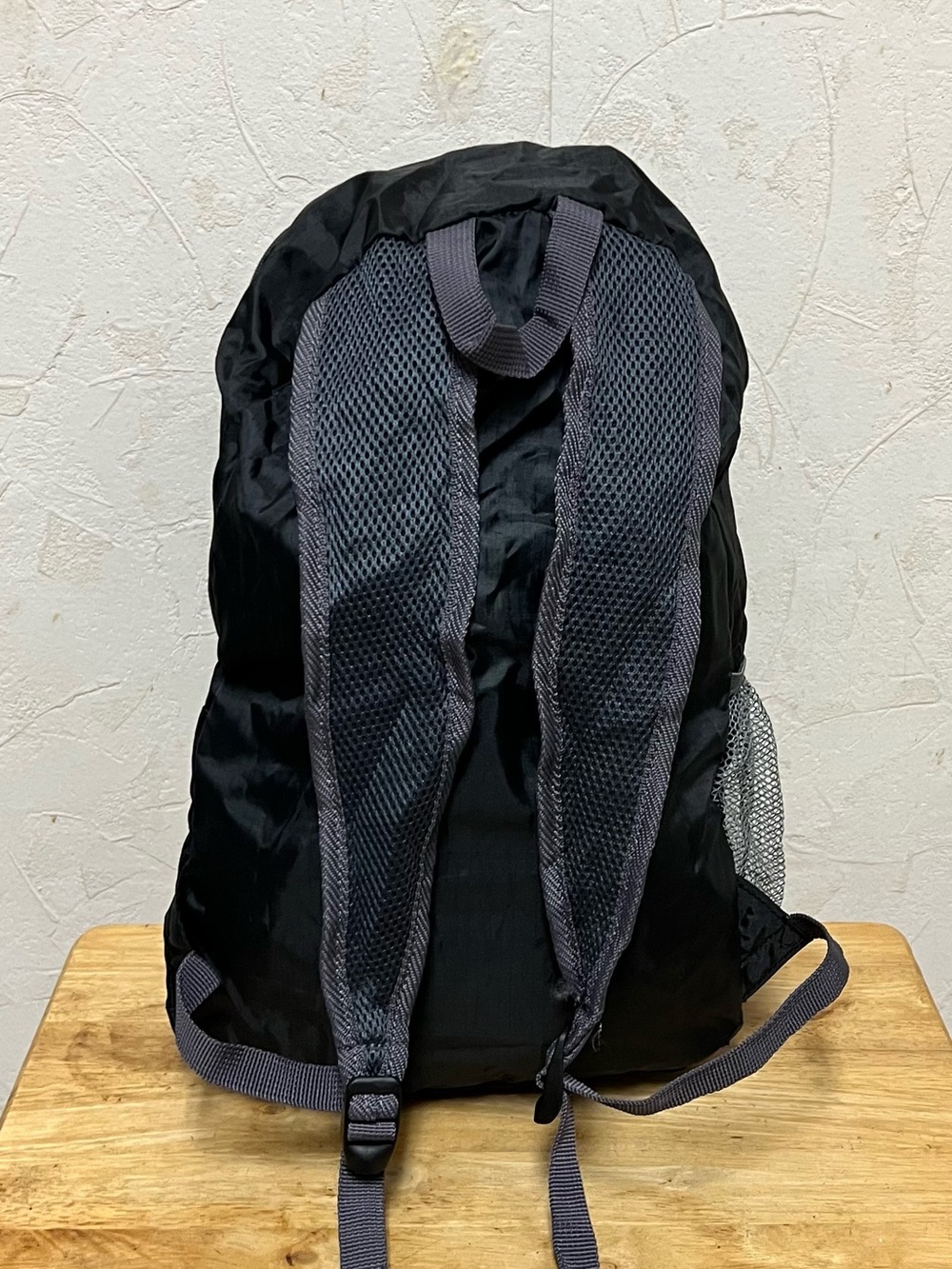 Samsonite packable foldaway backpack - Picture 3 of 6
